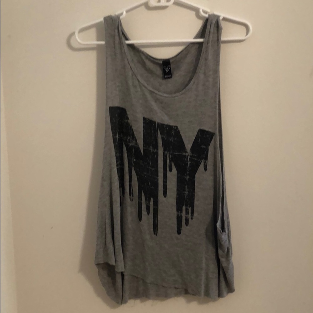 Grey tank top